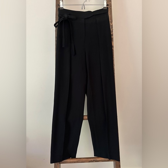 Aritzia Babaton black front tie dress pants size 0 - Picture 2 of 13